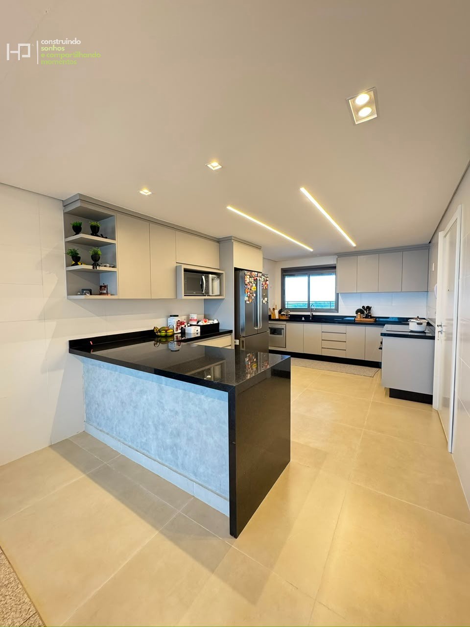 Apartamento, 4 quartos, 245 m² - Foto 10