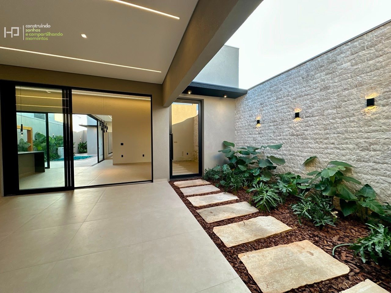 Casa, 3 quartos - Foto 2