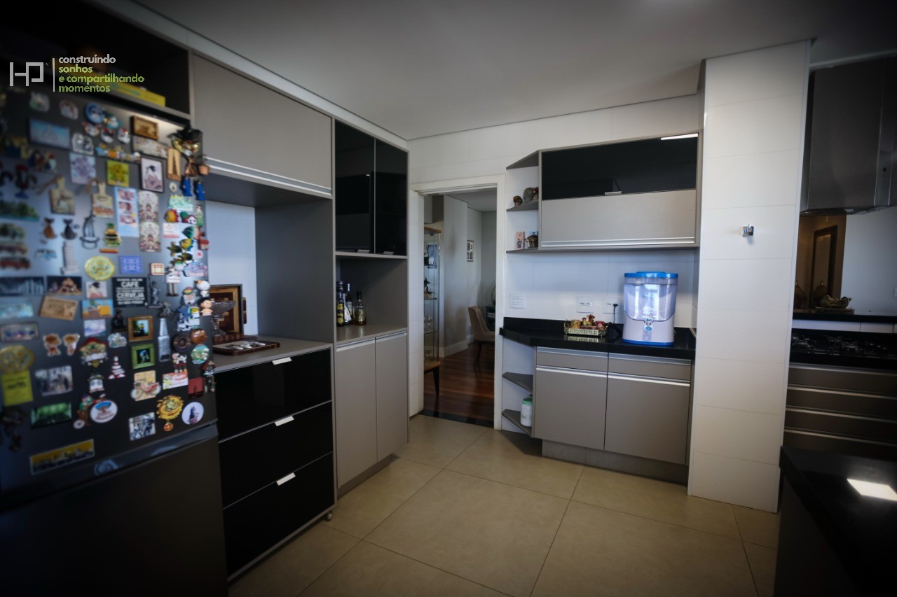 Apartamento, 4 quartos, 218 m² - Foto 8
