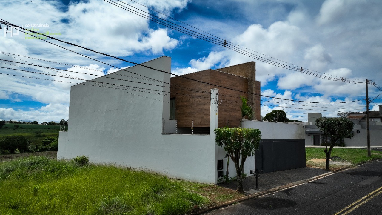 Casa, 3 quartos, 360 m² - Foto 1