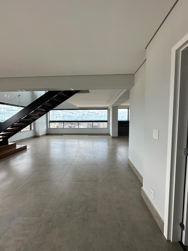 Cobertura, 3 quartos, 210 m² - Foto 1