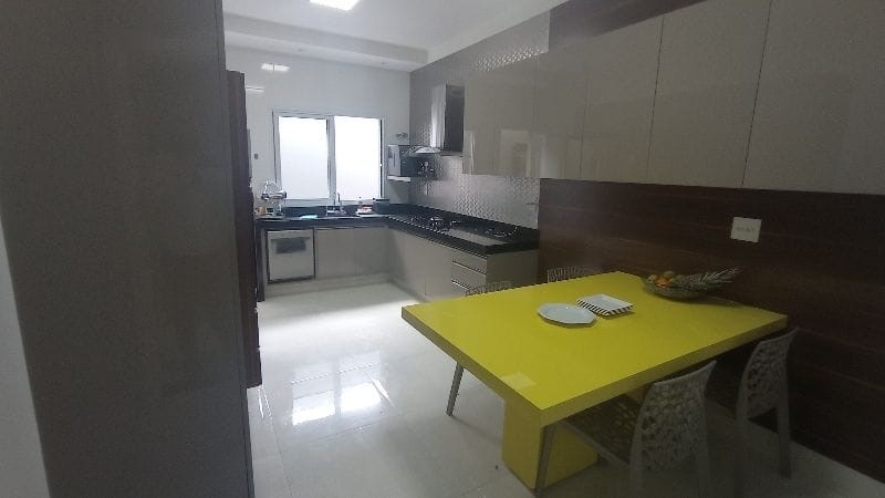 Casa, 4 quartos, 250 m² - Foto 14