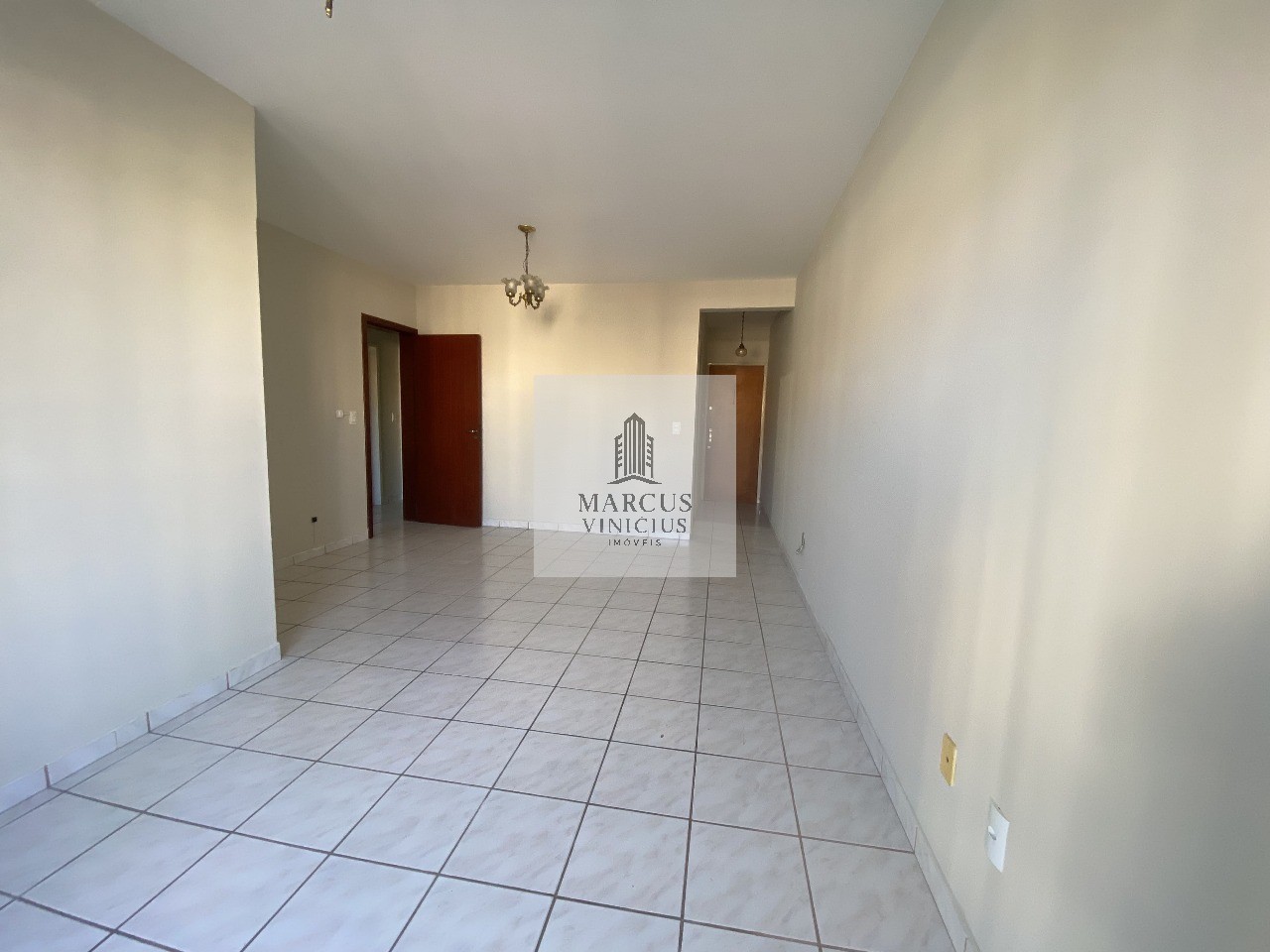 Apartamento à venda com 3 quartos, 89m² - Foto 2