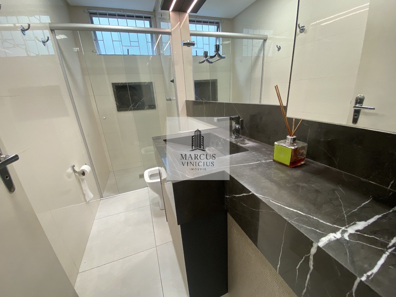 Apartamento à venda com 3 quartos, 89m² - Foto 4