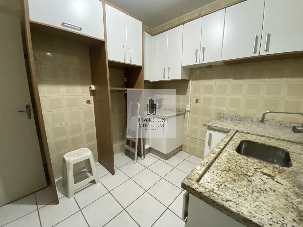 Apartamento à venda com 3 quartos, 89m² - Foto 6