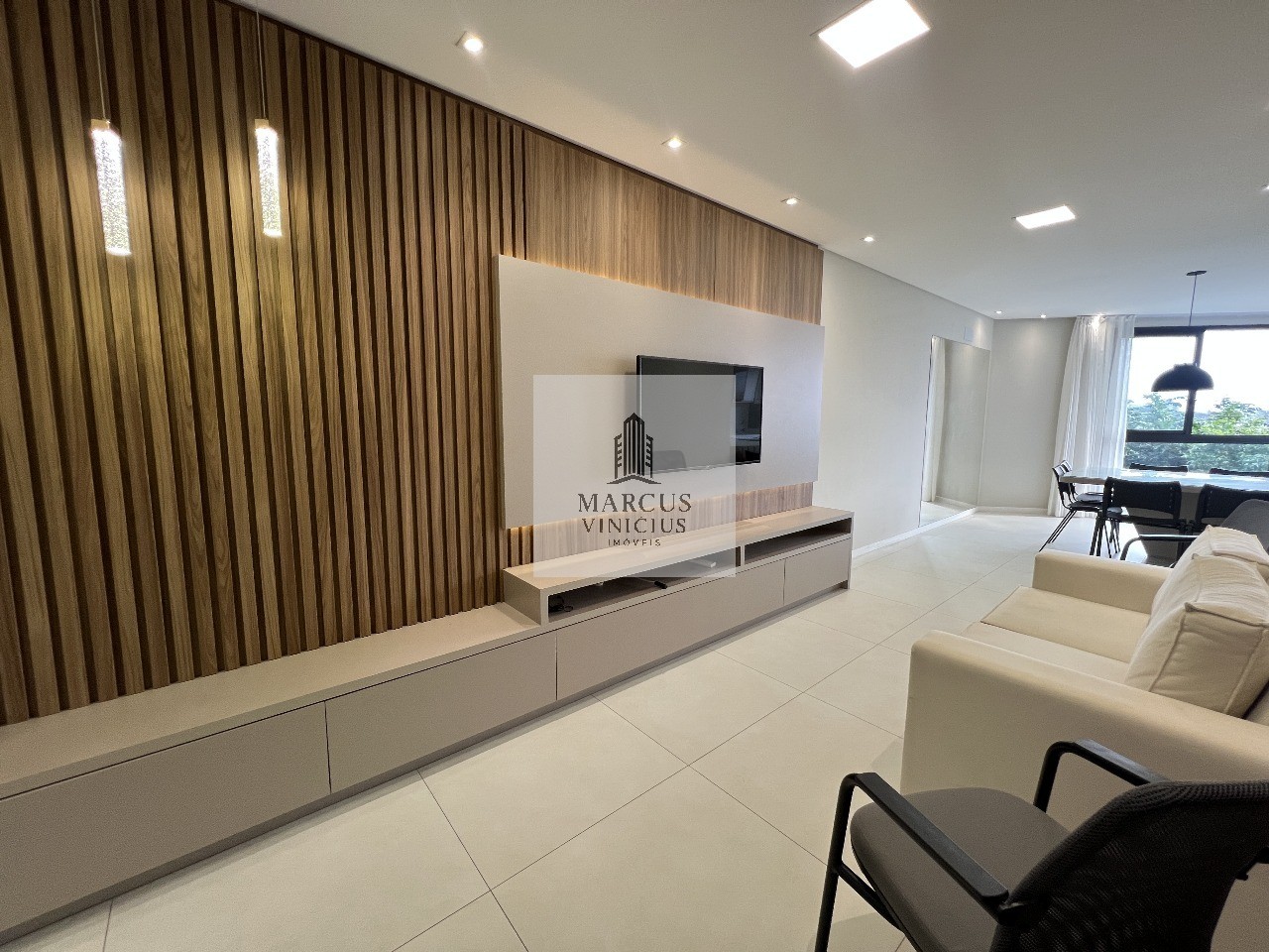 Apartamento à venda com 2 quartos, 78m² - Foto 11