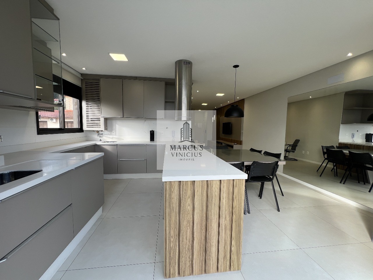 Apartamento à venda com 2 quartos, 78m² - Foto 6