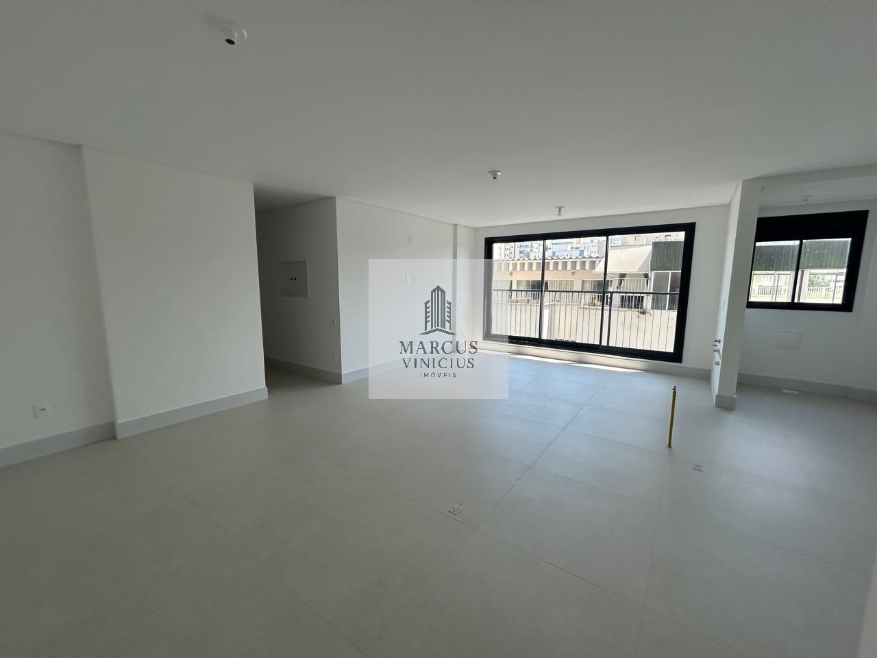Apartamento à venda com 3 quartos, 113m² - Foto 23