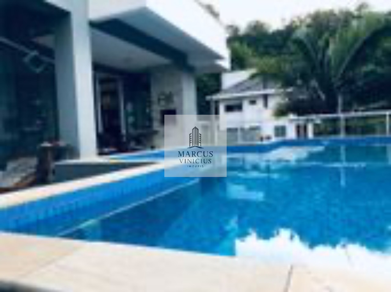 Casa à venda com 3 quartos, 350m² - Foto 11