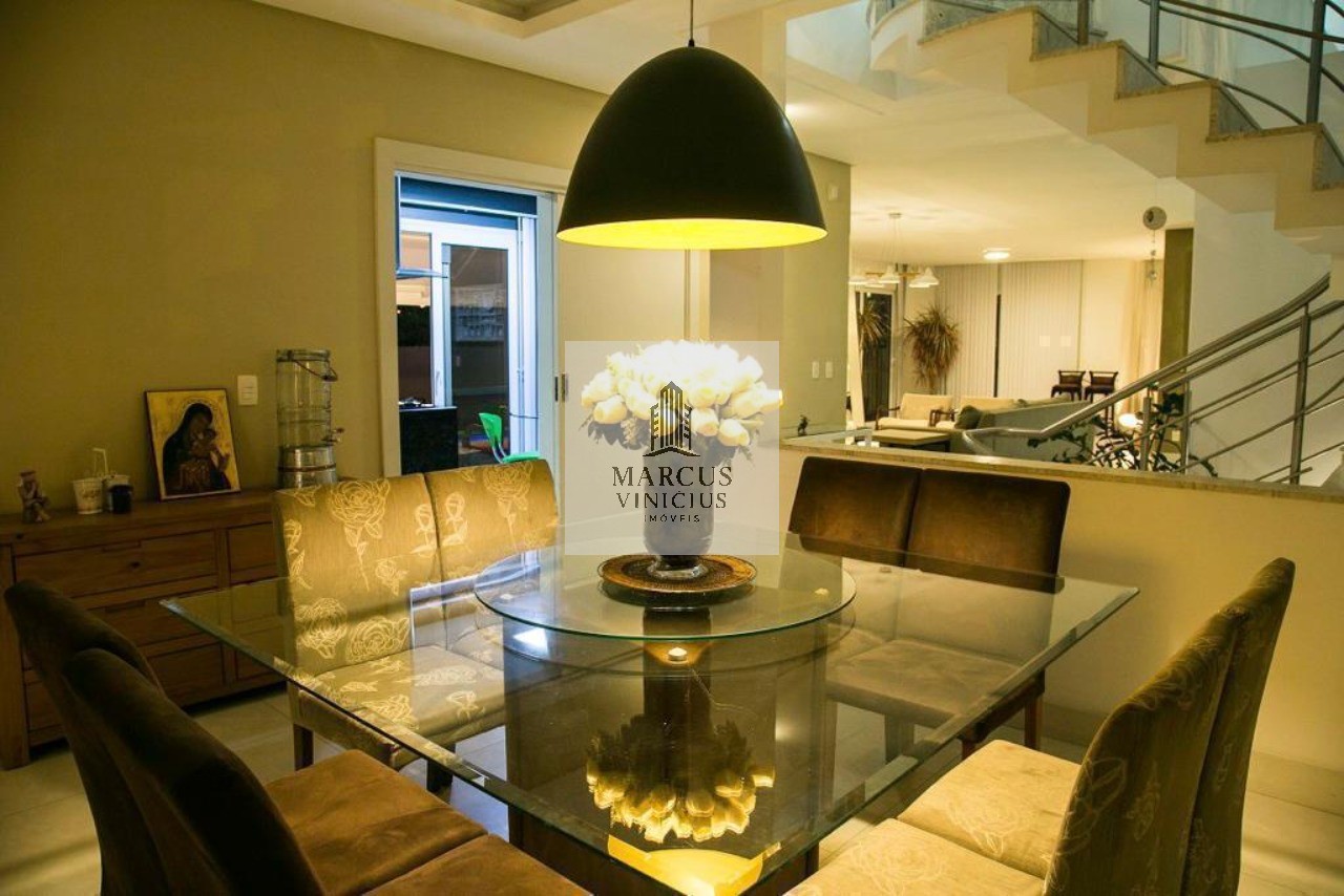 Casa à venda com 5 quartos, 436m² - Foto 3