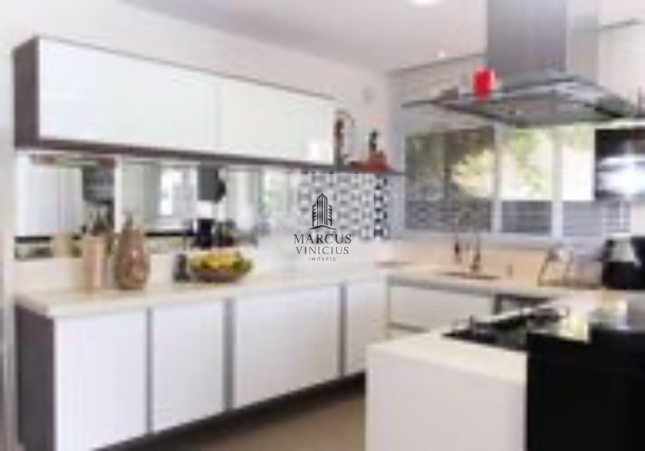 Casa à venda com 3 quartos, 350m² - Foto 8