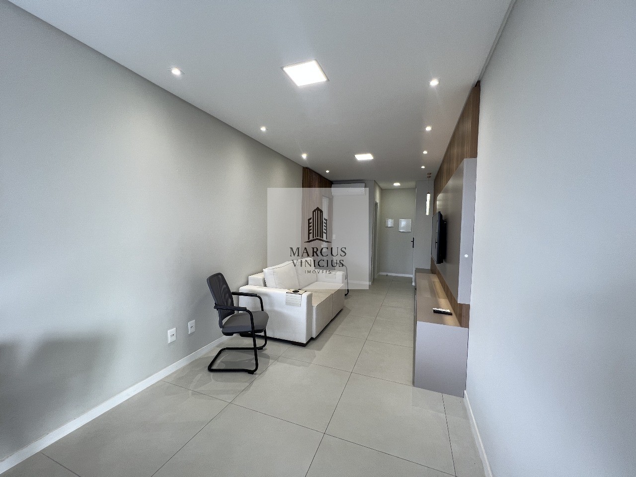 Apartamento à venda com 2 quartos, 78m² - Foto 10