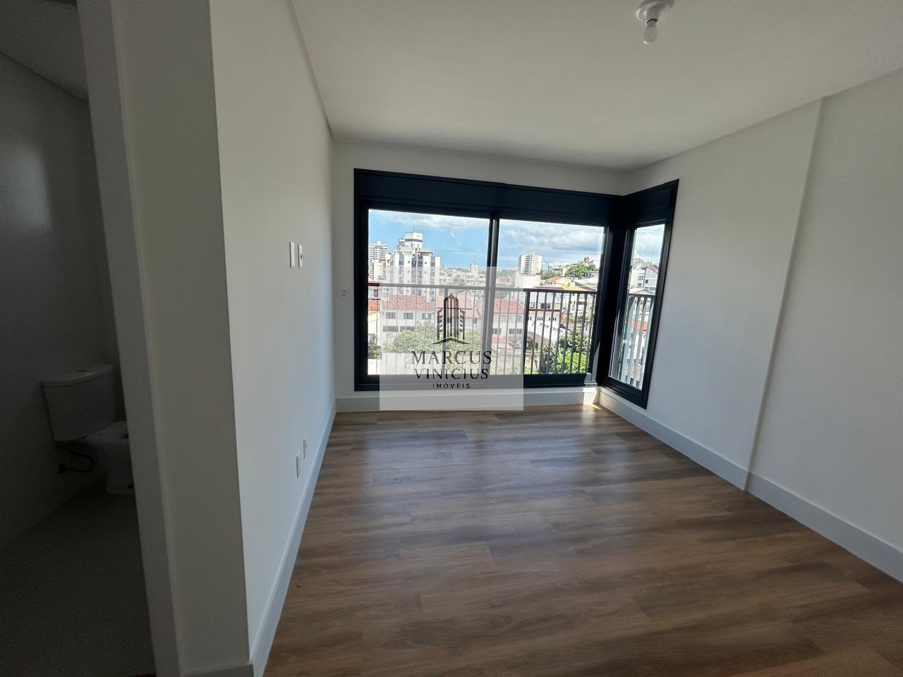 Apartamento à venda com 3 quartos, 113m² - Foto 32