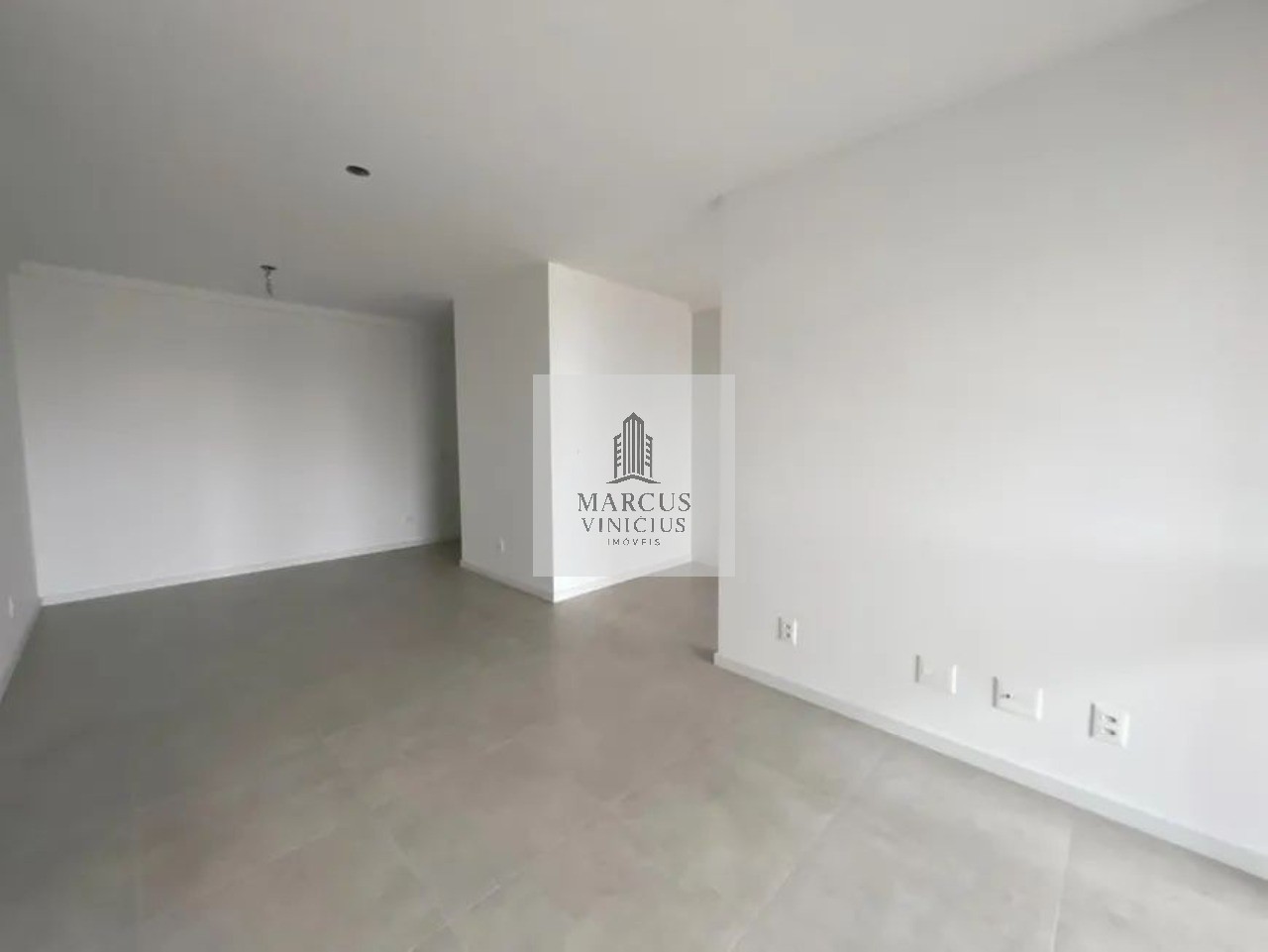 Apartamento à venda com 2 quartos, 79m² - Foto 8