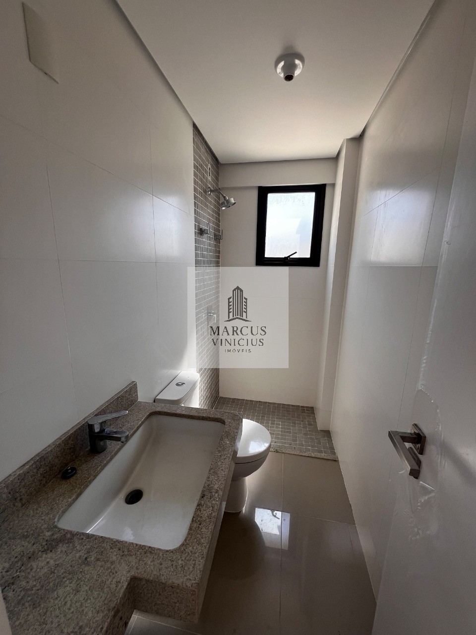 Apartamento à venda com 2 quartos, 143m² - Foto 12