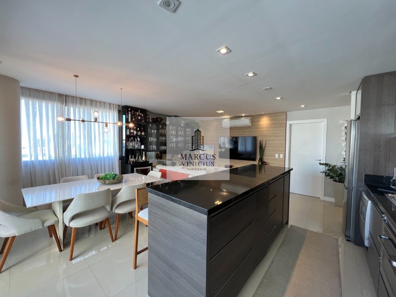 Apartamento, 3 quartos, 115 m² - Foto 1