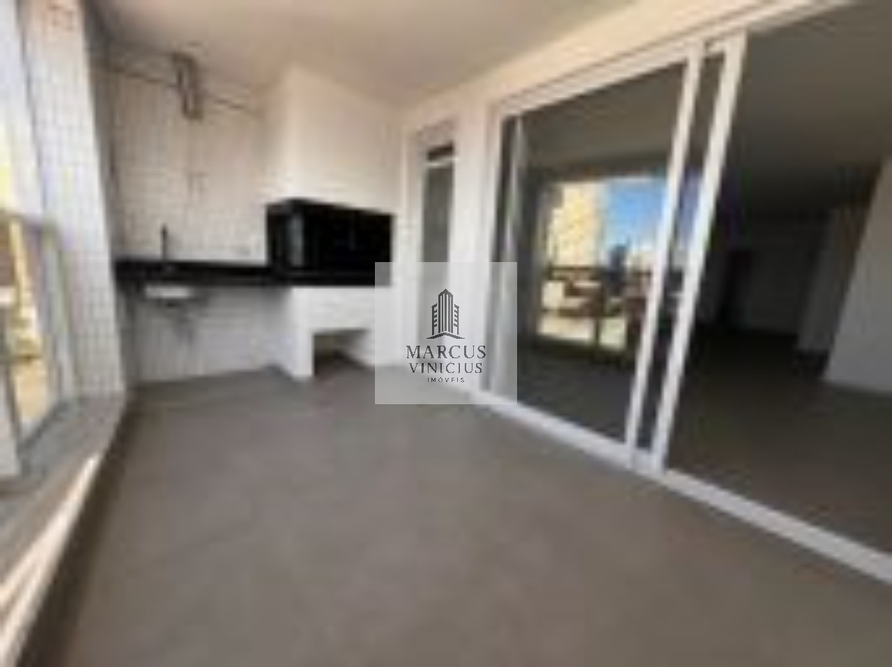 Apartamento à venda com 3 quartos, 130m² - Foto 12