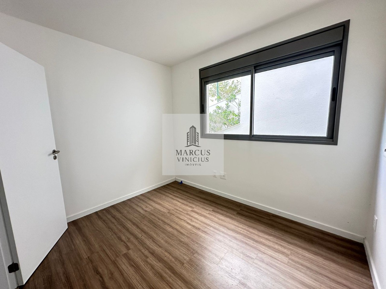 Apartamento à venda com 2 quartos, 67m² - Foto 17