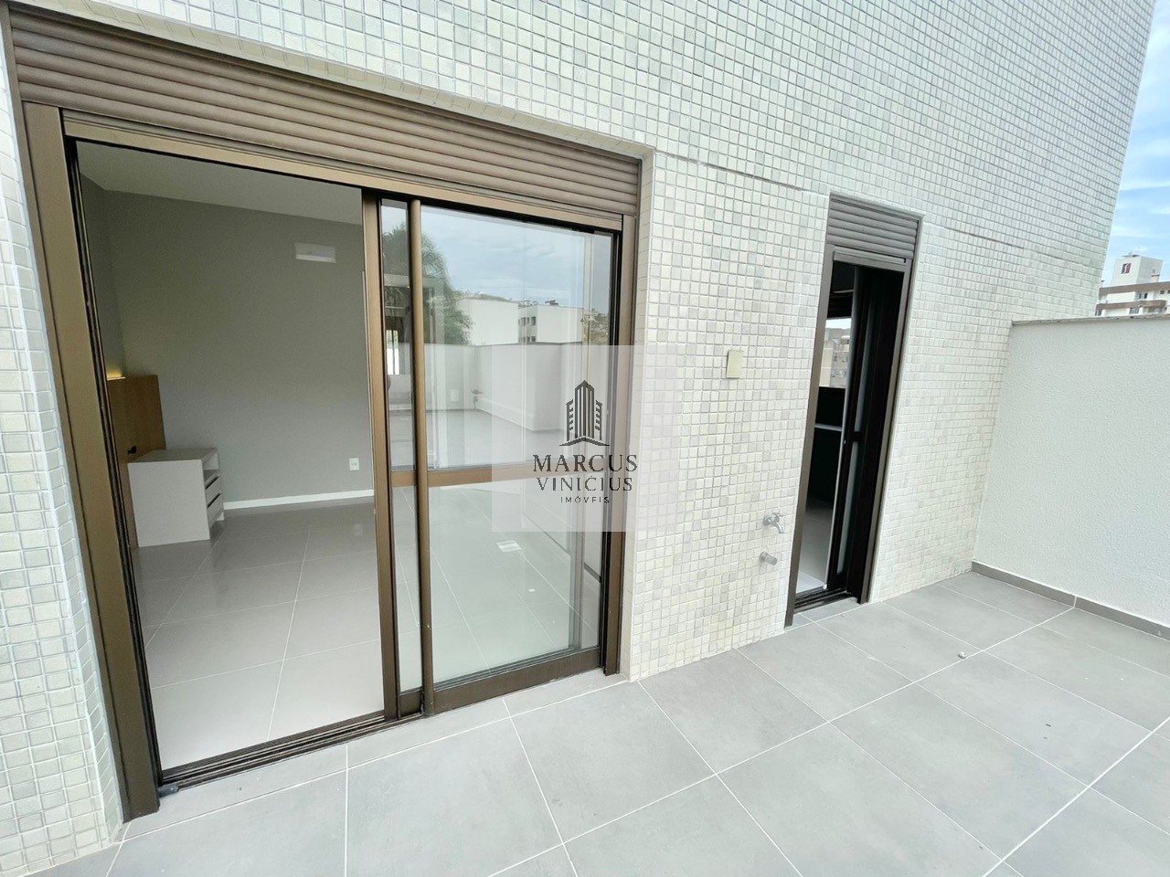 Apartamento à venda com 2 quartos, 143m² - Foto 6