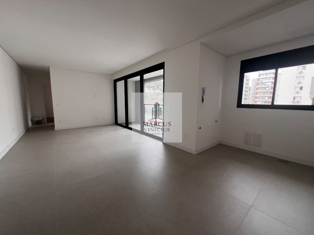 Apartamento, 3 quartos, 107 m² - Foto 2