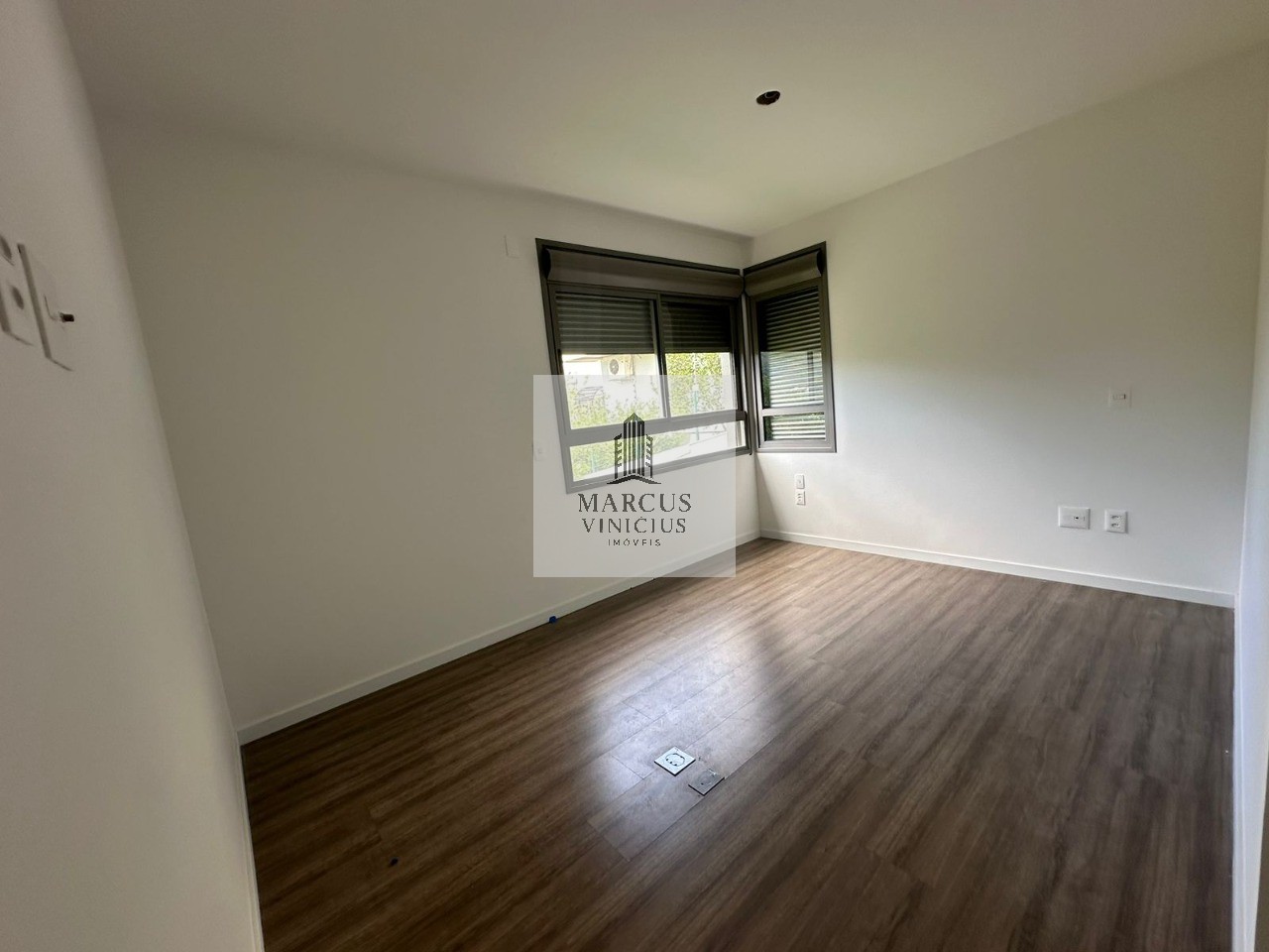 Apartamento à venda com 2 quartos, 67m² - Foto 16