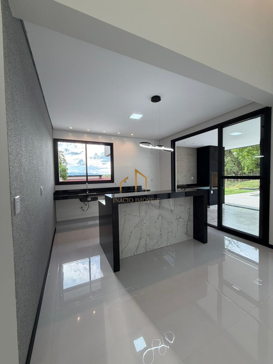 Casa, 3 quartos, 1266 m² - Foto 11