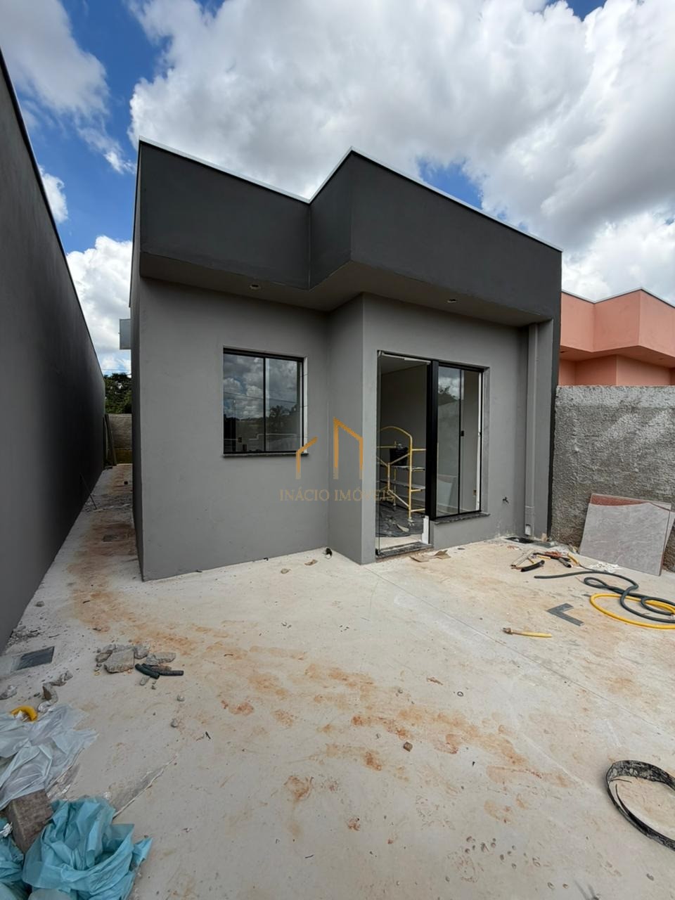 Casa, 3 quartos, 180 m² - Foto 1
