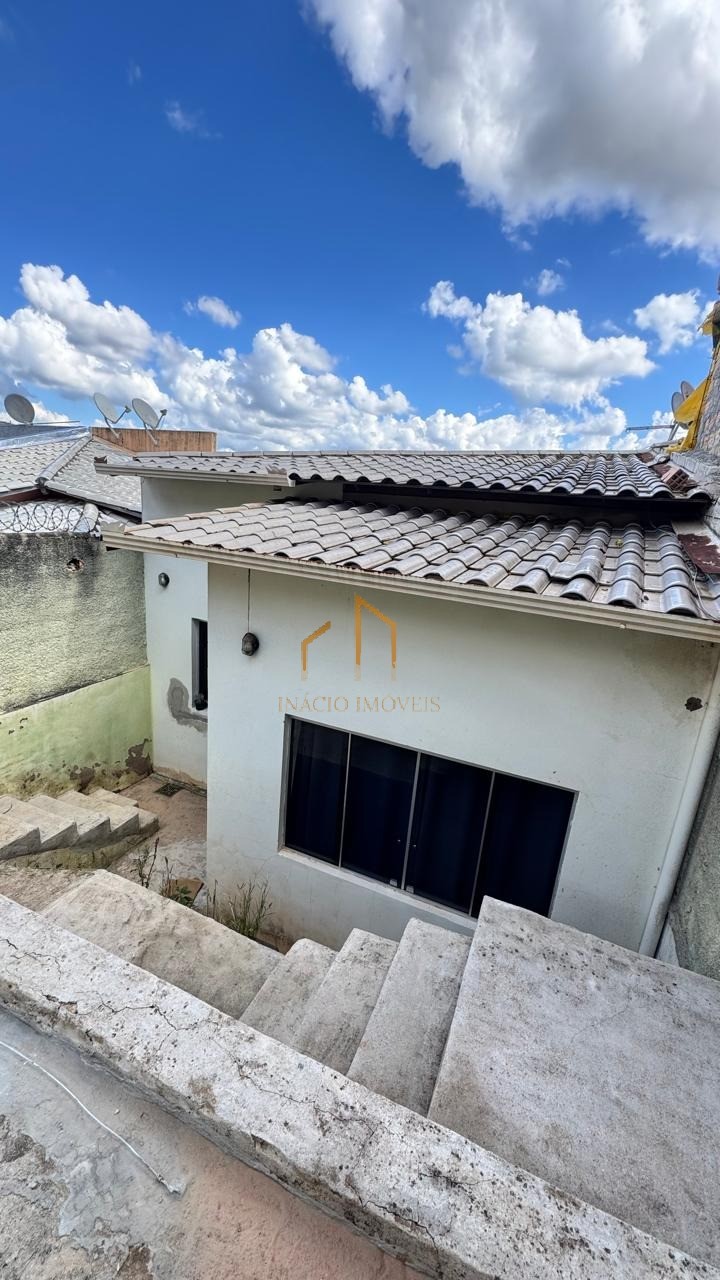 Casa, 3 quartos, 180 m² - Foto 1
