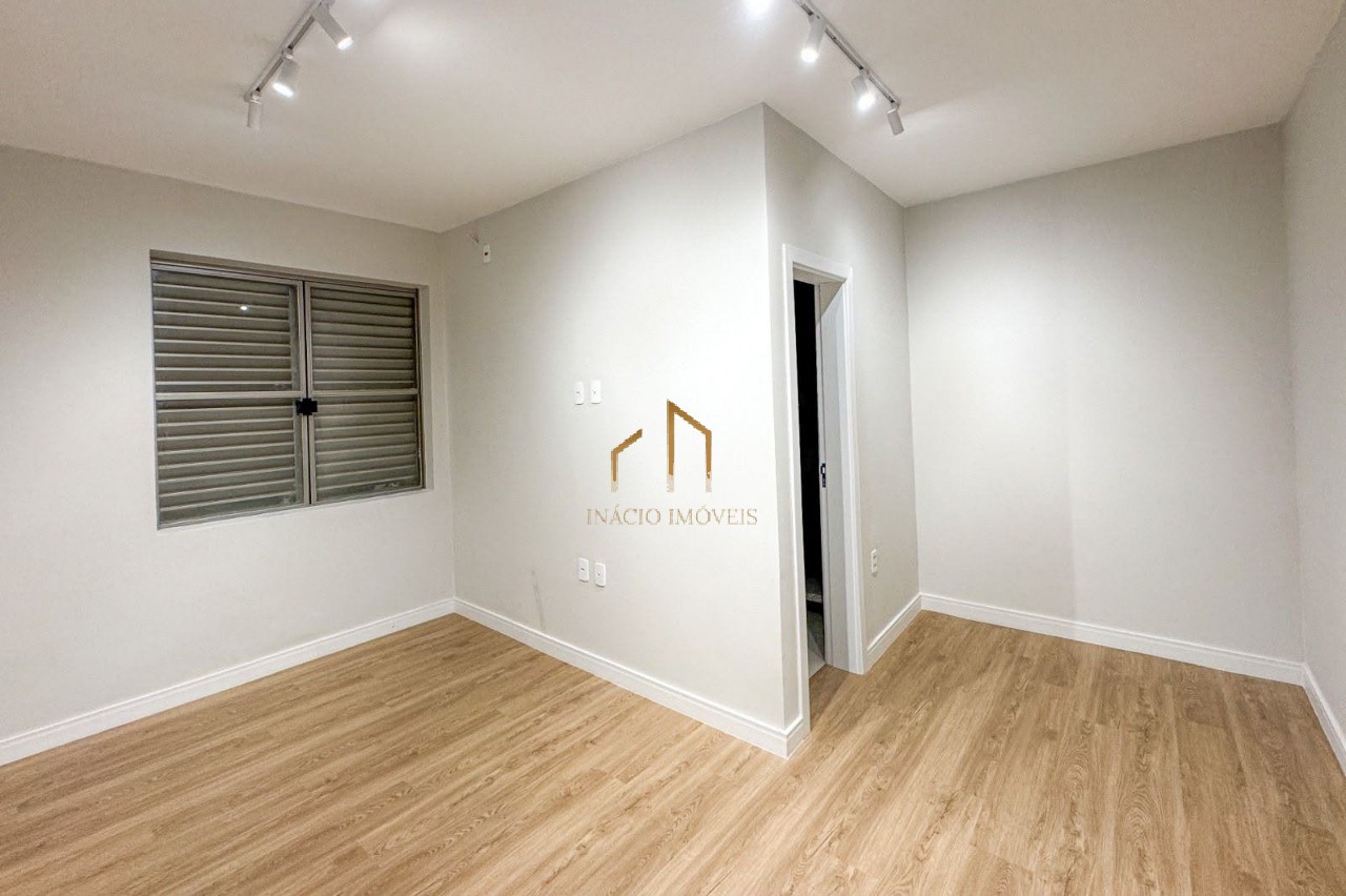 Casa, 4 quartos, 420 m² - Foto 23