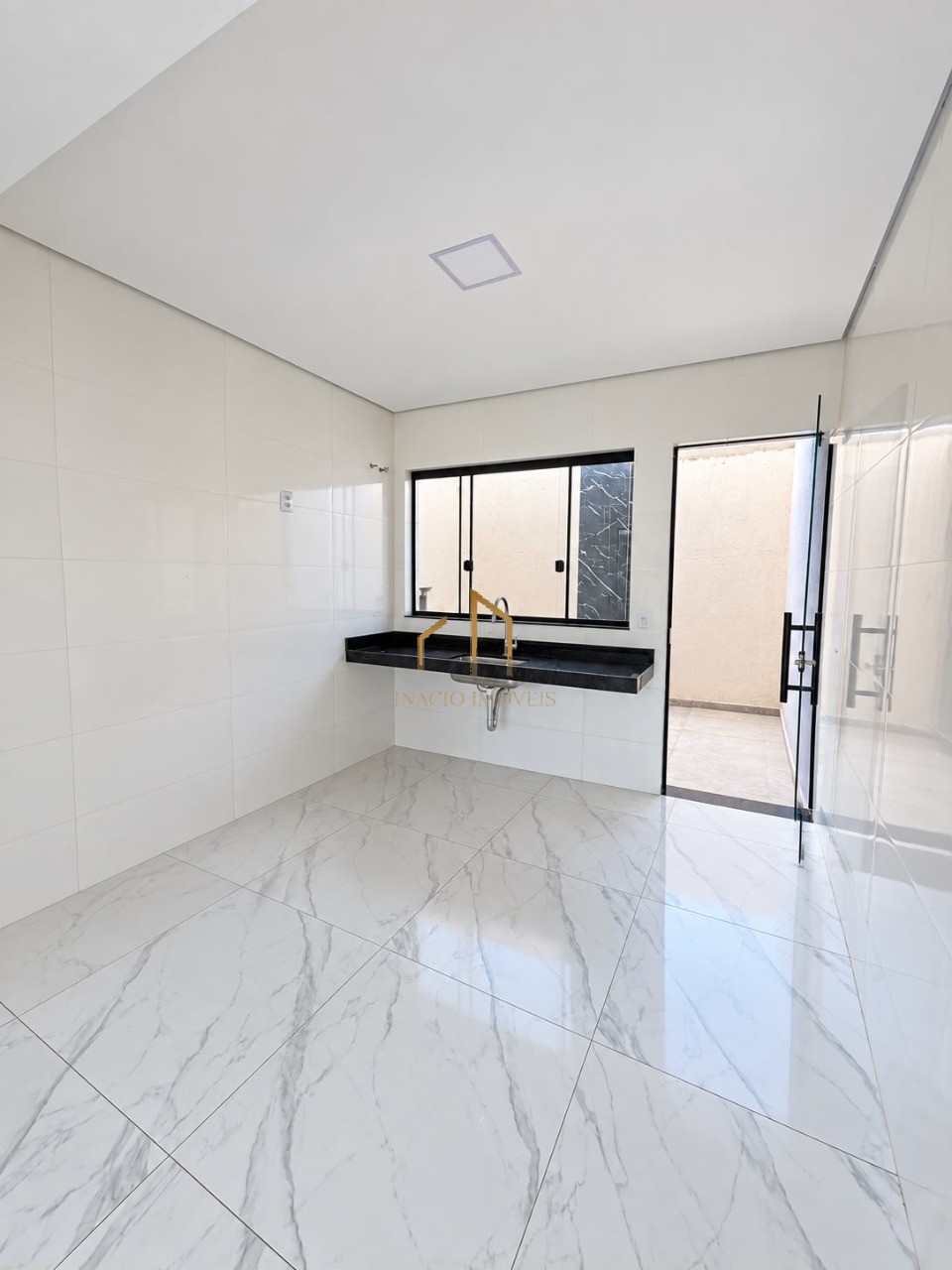 Casa, 3 quartos, 360 m² - Foto 3