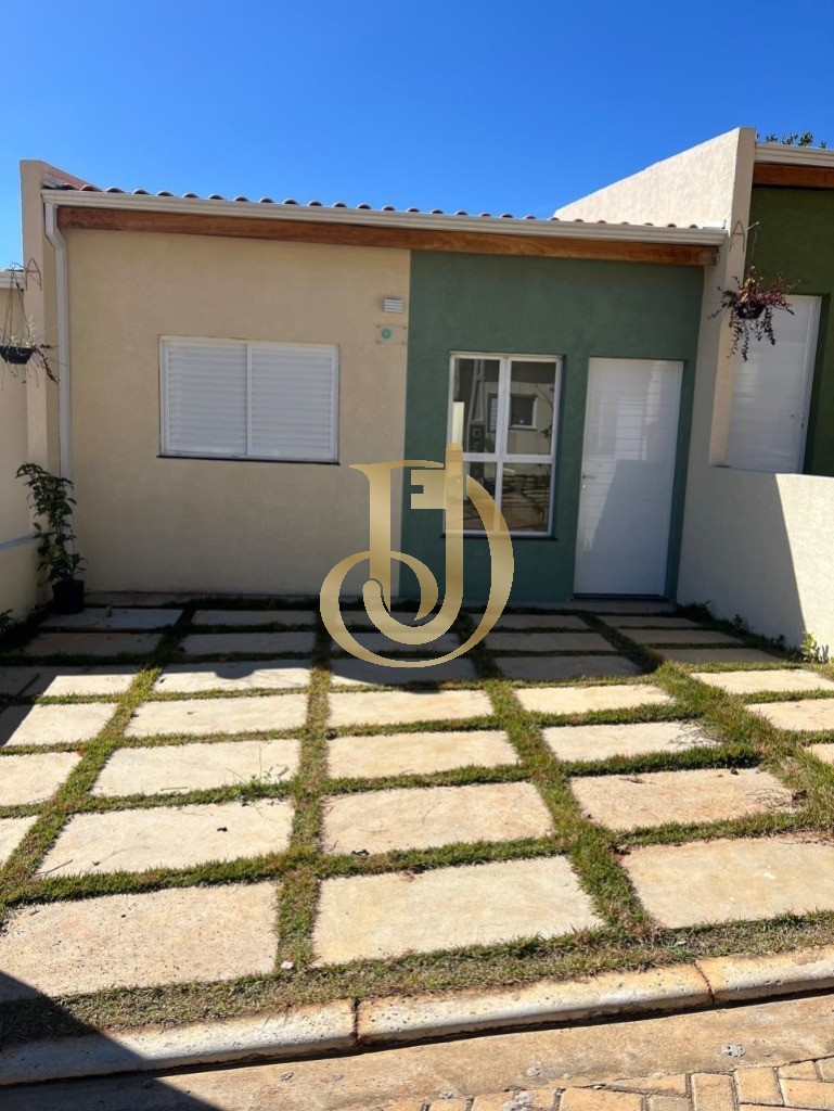 Casa, 2 quartos, 54 m² - Foto 1