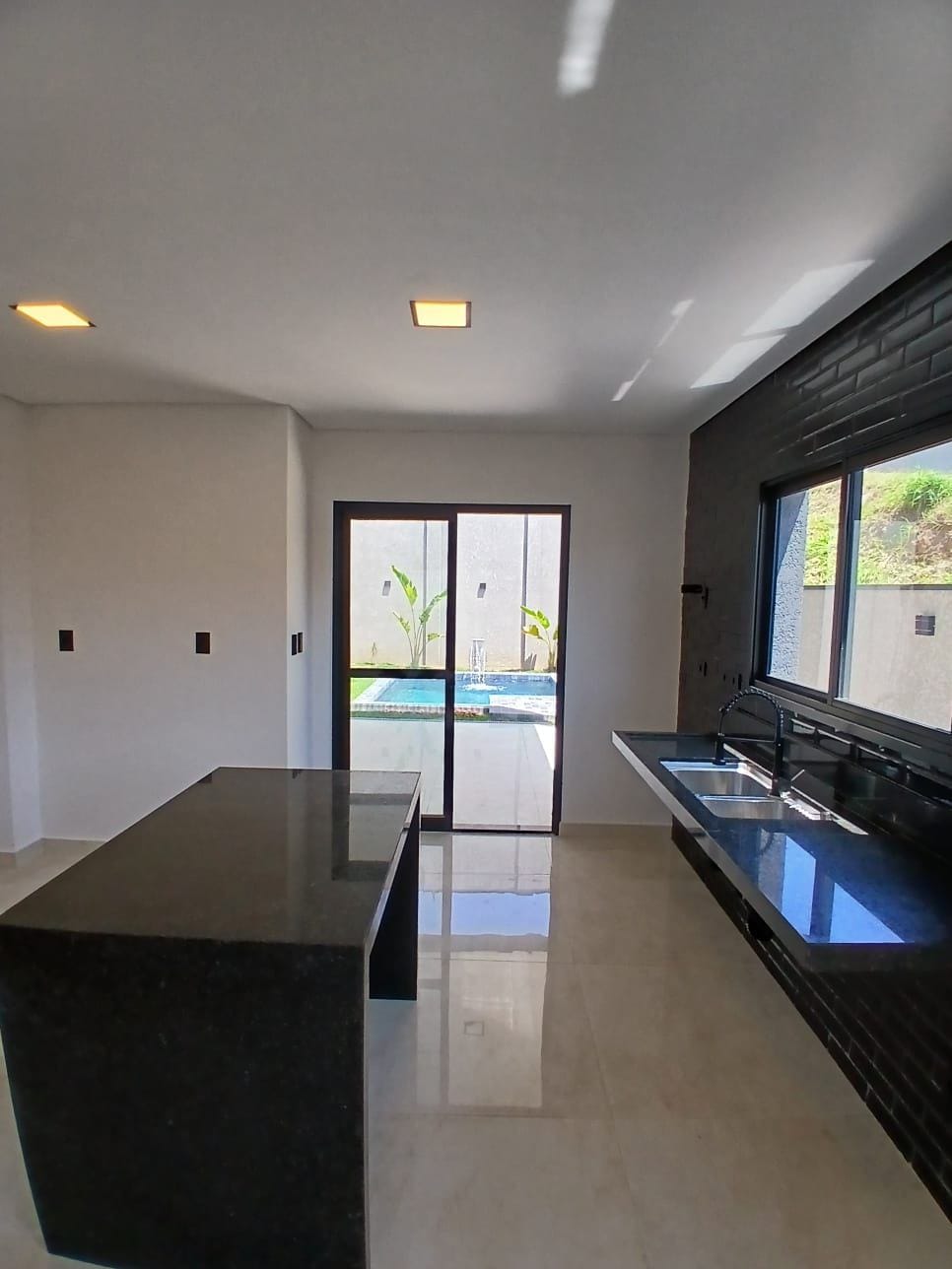 Casa, 3 quartos, 126 m² - Foto 2