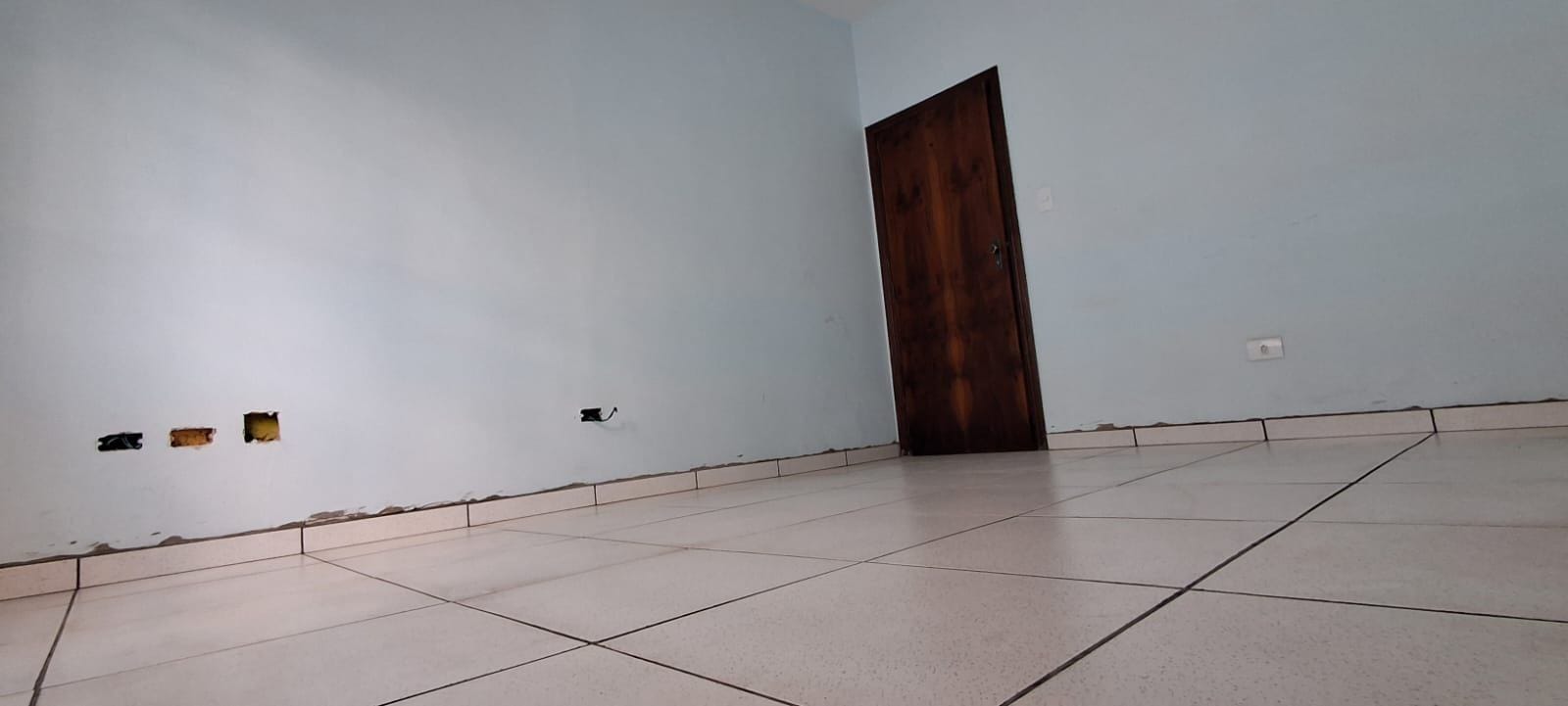 Depósito-Galpão, 810 m² - Foto 2