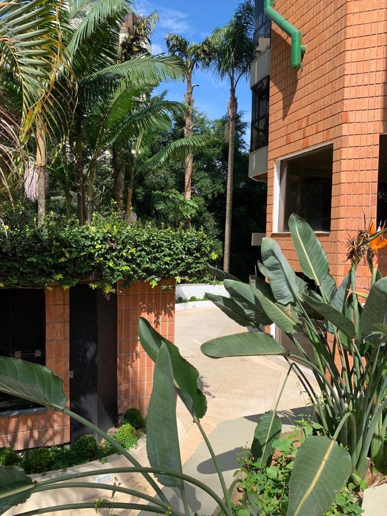 Apartamento, 3 quartos, 200 m² - Foto 2