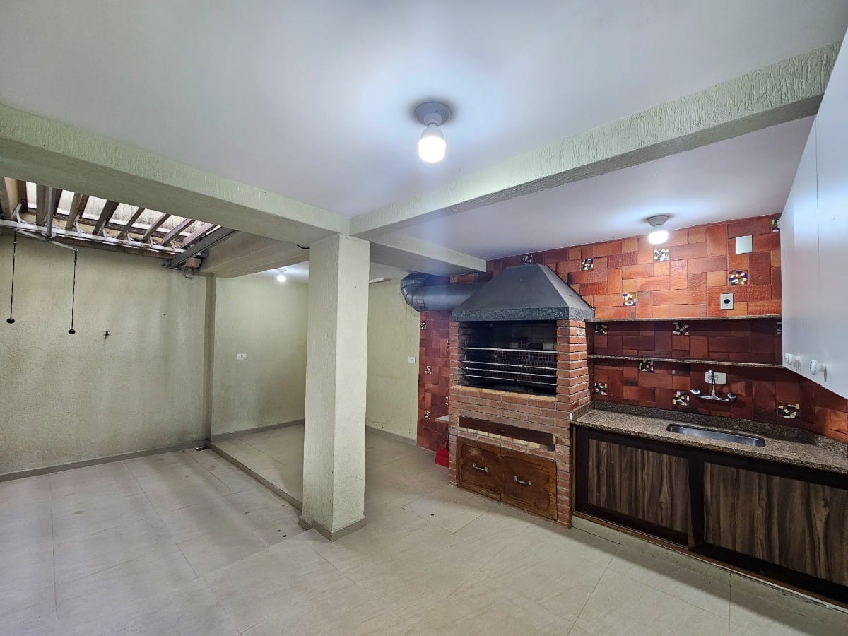 Casa, 3 quartos, 240 m² - Foto 33