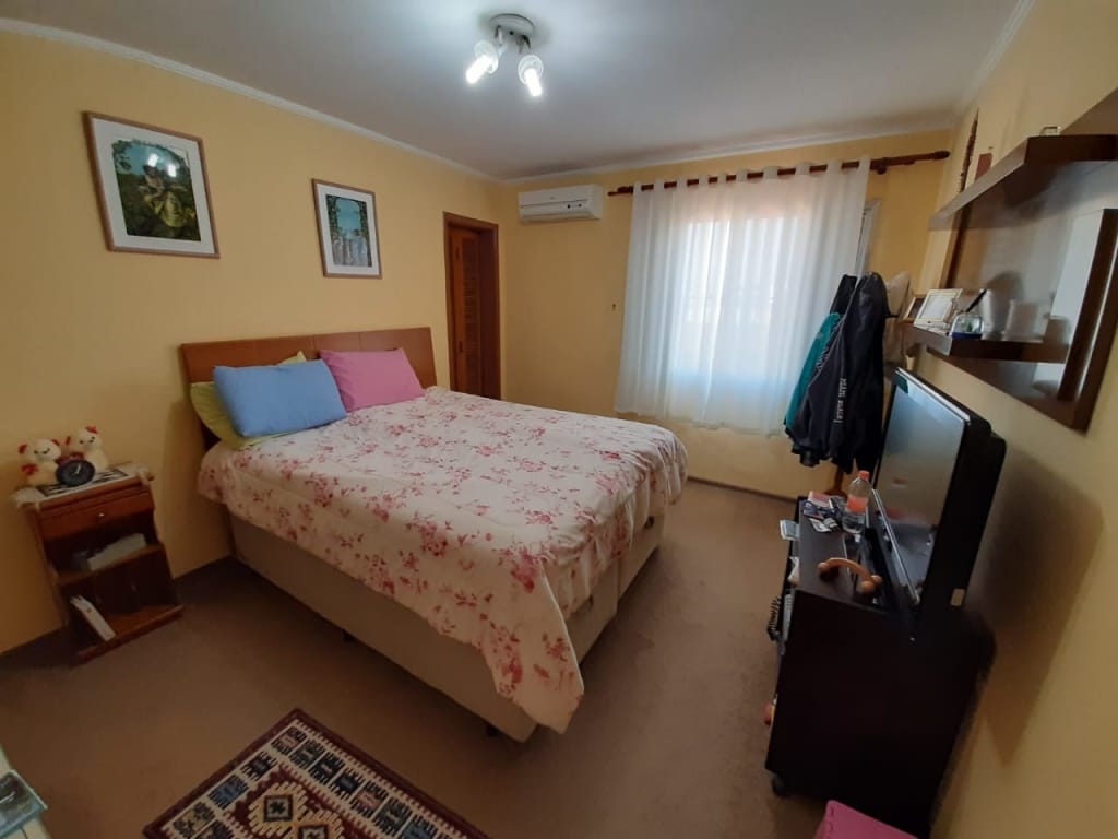 Casa, 3 quartos, 225 m² - Foto 3