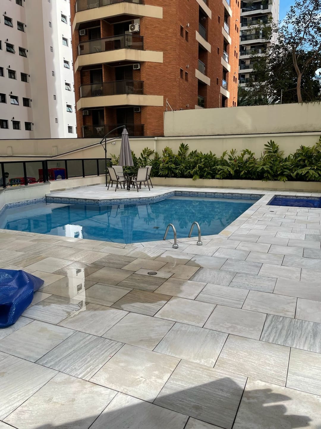 Apartamento, 3 quartos, 221 m² - Foto 1