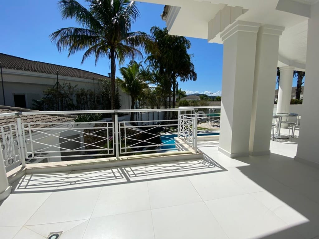 Casa, 6 quartos, 1200 m² - Foto 1