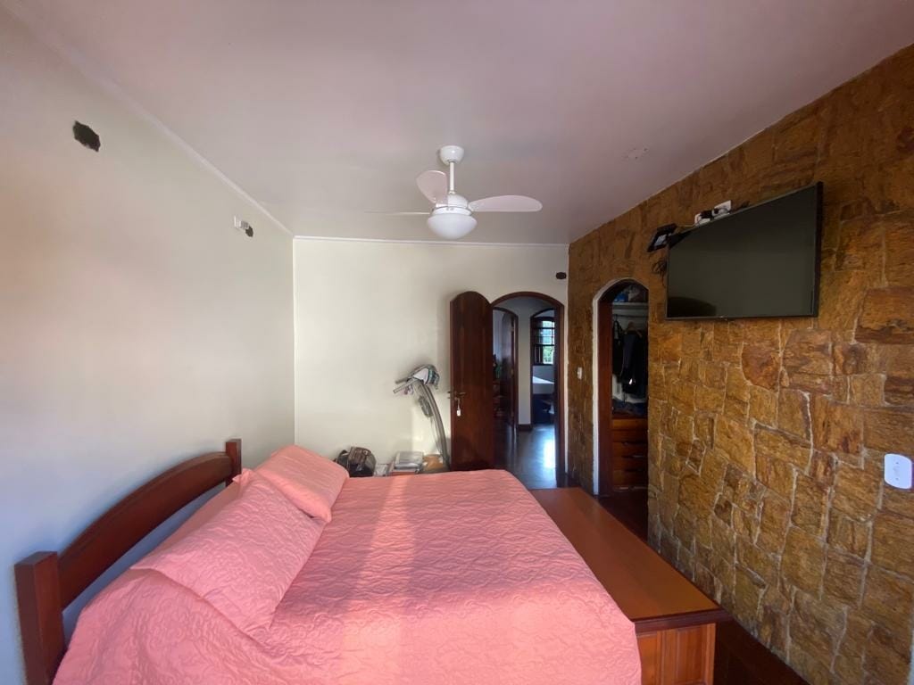 Casa, 3 quartos, 245 m² - Foto 4