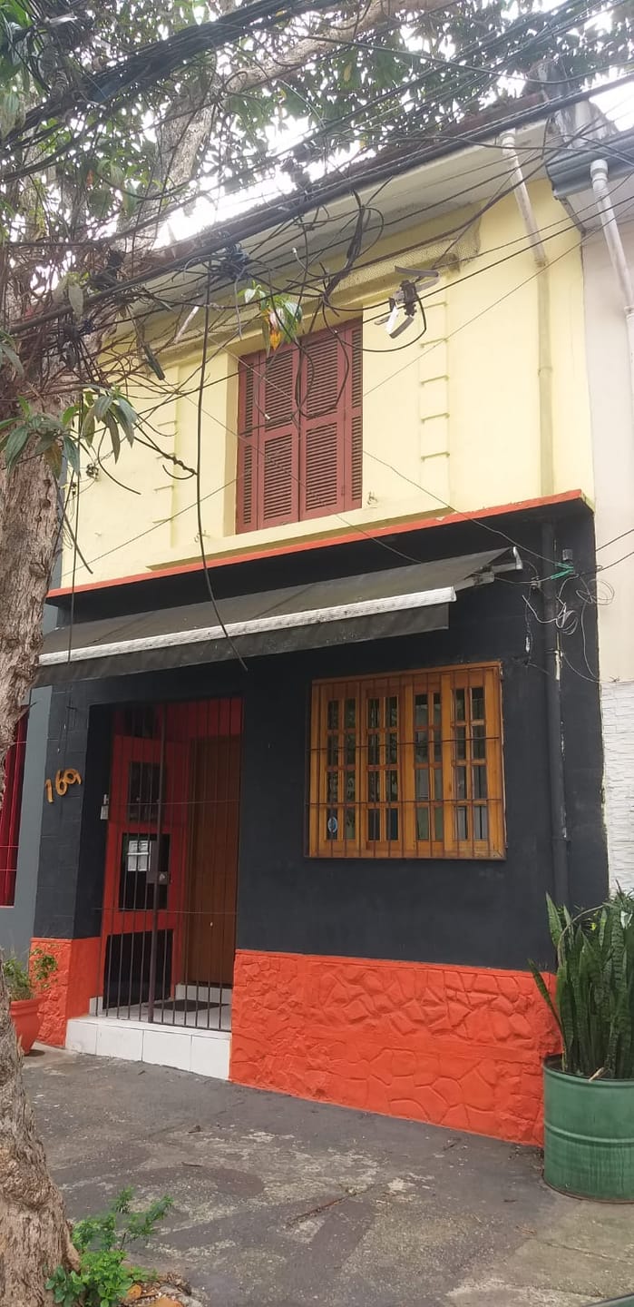 Casa, 4 quartos, 210 m² - Foto 1