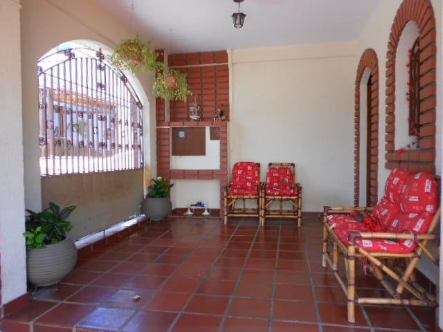 Casa à venda com 4 quartos, 198m² - Foto 22