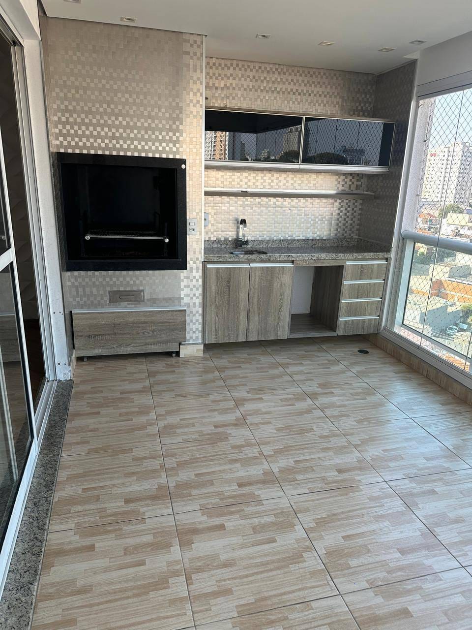 Apartamento à venda com 3 quartos, 87m² - Foto 4
