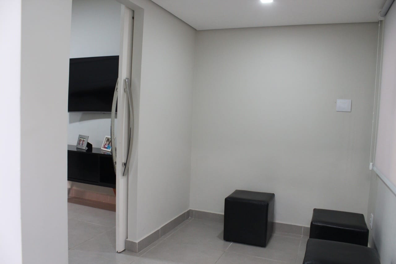Casa, 3 quartos, 210 m² - Foto 10