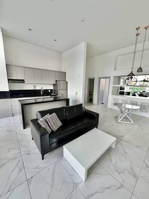 Apartamento para alugar com 1 quarto, 85m² - Foto 34