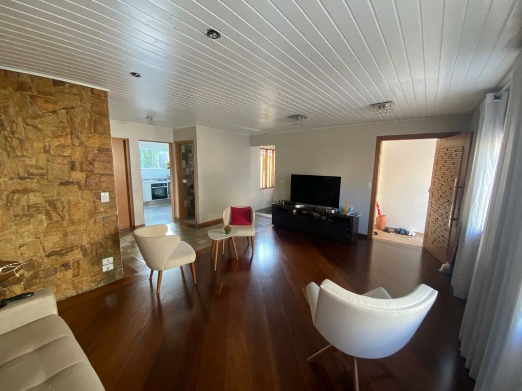 Casa, 3 quartos, 245 m² - Foto 13