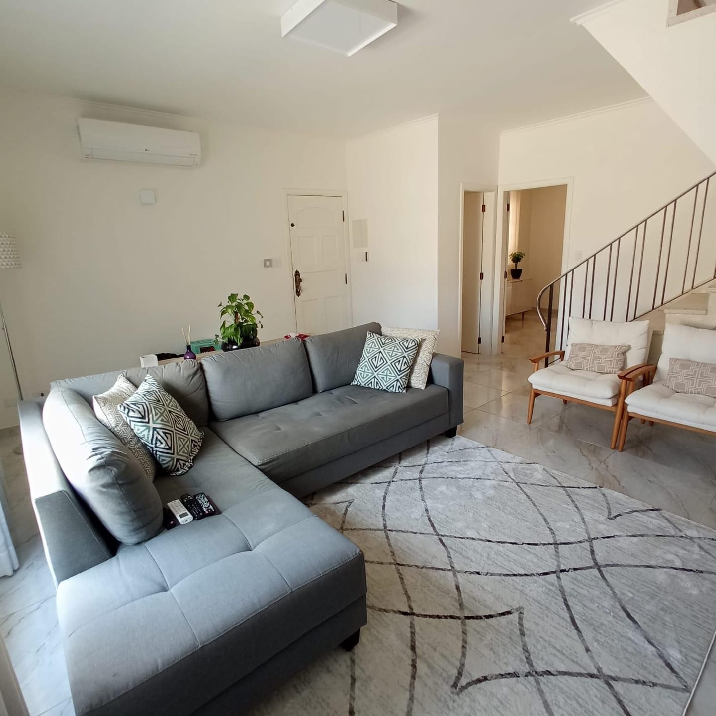 Casa, 3 quartos, 206 m² - Foto 1