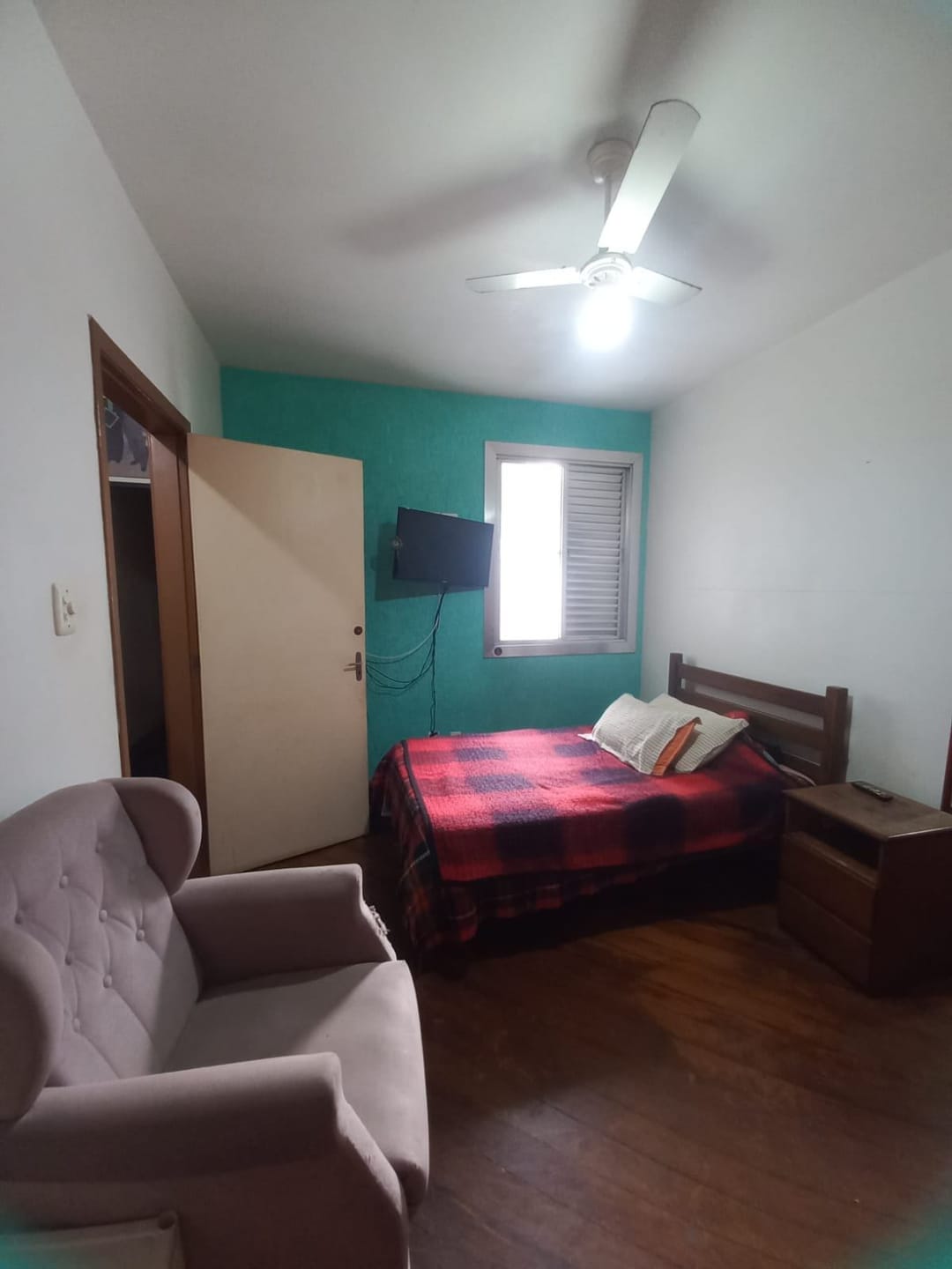 Casa, 4 quartos, 144 m² - Foto 1