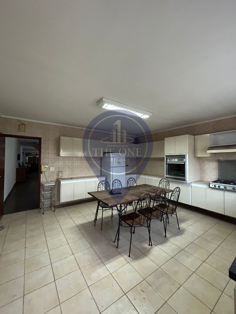 Casa para alugar com 4 quartos, 260m² - Foto 9