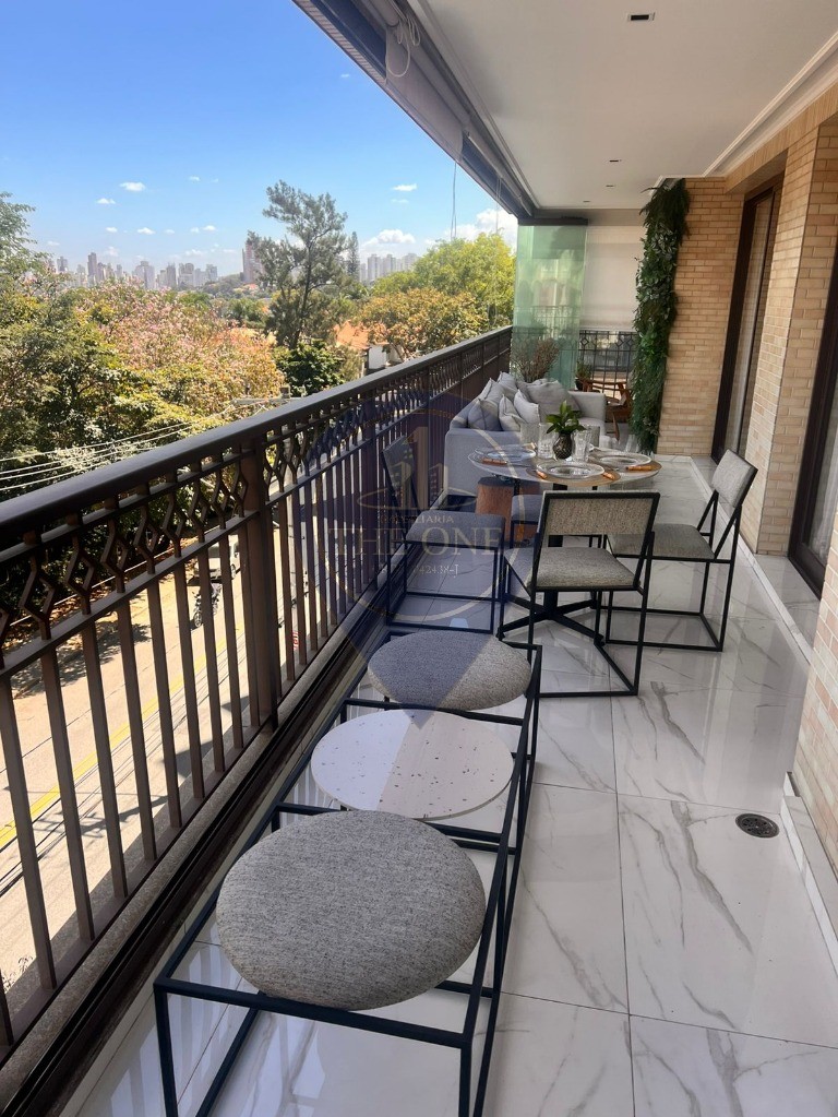 Apartamento, 3 quartos, 230 m² - Foto 2