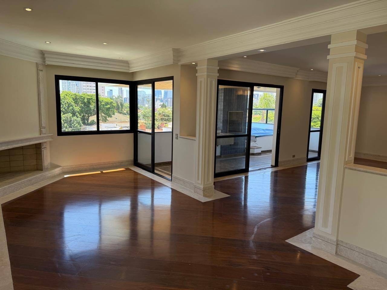 Apartamento, 3 quartos, 216 m² - Foto 4